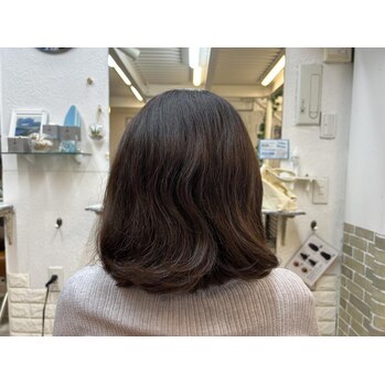 クセ毛、多毛でお悩みの方にオススメスタイル!