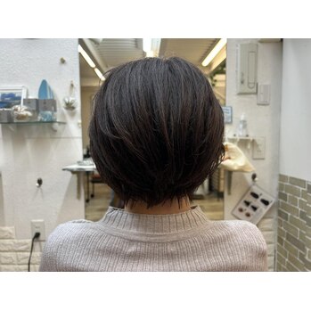 クセ毛、多毛でお悩みの方にオススメスタイル!